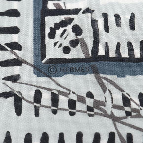 HERMES Gray Scarf - Picture 2 of 5